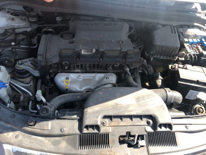 HYUNDAI , i 30 2 . 0 , SILVER , 2011 ( 29420 ) - Image 9
