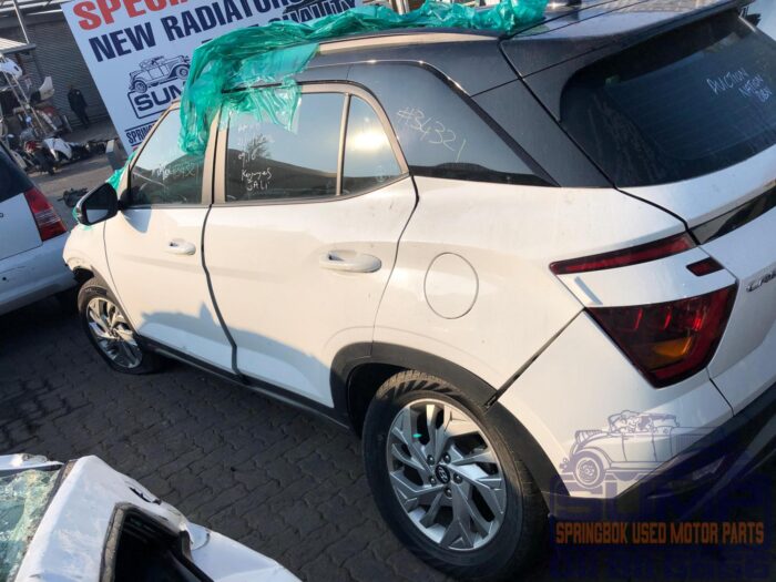 HYUNDAI , CRETA 1 . 5 EXECUTIVE IVT , WHITE , 2021 ( 30417 ) - Image 7