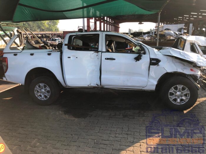 FORD , RANGER 2 . 2 TDCI XL A / T PU D / C , WHITE , 2021 ( 30460 ) - Image 3