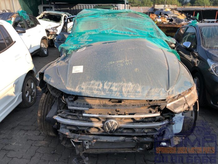 VOLKSWAGEN , T - ROC 1 . 4 TSI DESIGN DSG , GRAY , 2023 ( 30418 )
