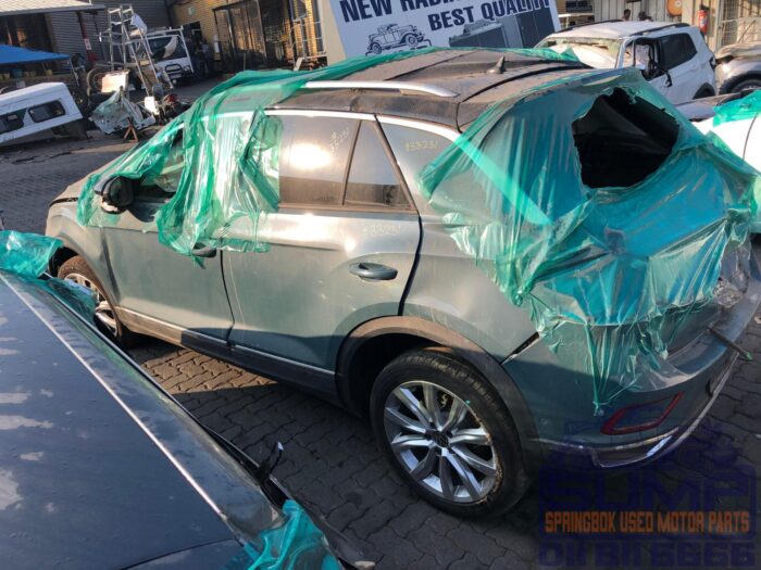 VOLKSWAGEN , T - ROC 1 . 4 TSI DESIGN DSG , GRAY , 2023 ( 30418 ) - Image 8