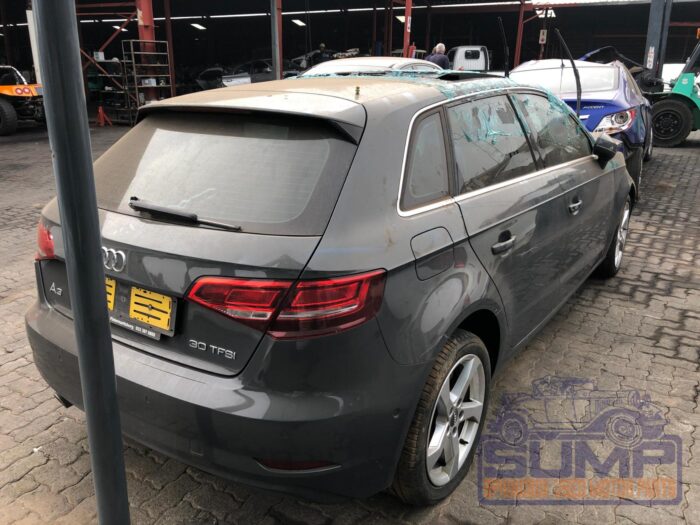 AUDI , A 3 SPORTBACK 1 . 0 TFSI STRONIC ( 30 TFSI ) , GREY , 2020 ( 29902 ) - Image 4