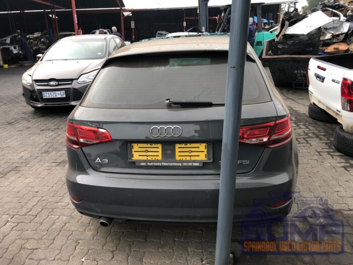 AUDI , A 3 SPORTBACK 1 . 0 TFSI STRONIC ( 30 TFSI ) , GREY , 2020 ( 29902 ) - Image 5