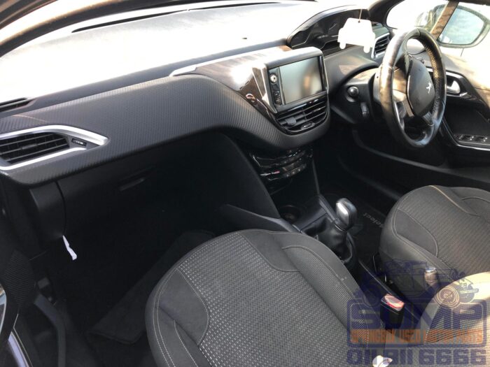 PEUGEOT , 208 1 . 2 , GRAY , 2017 ( 30423 ) - Image 8