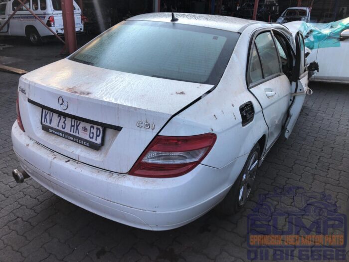 MERCEDES - BENZ , C 180 CGI A / T W 204 , WHITE , 2010 ( 30420 ) - Image 4