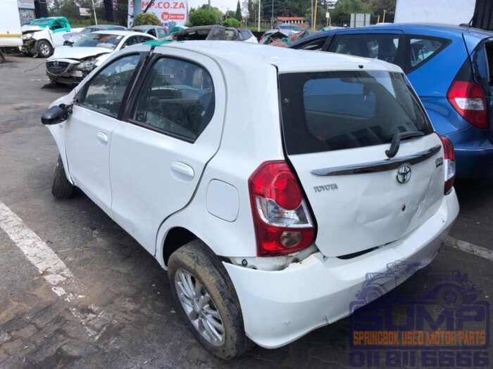 TOYOTA , ETIOS 1 . 5 Xs / SPRINT 5 Dr , WHITE , 2019 ( 30425 ) - Image 6
