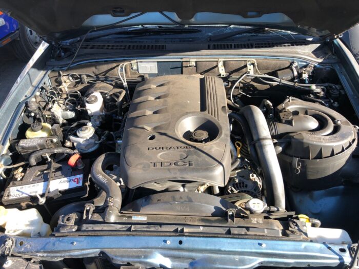 FORD , EVEREST 3 . 0 TD Ci XLT , GREEN , 2012 ( 29429 ) - Image 9