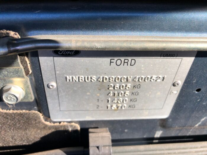 FORD , EVEREST 3 . 0 TD Ci XLT , GREEN , 2012 ( 29429 ) - Image 11