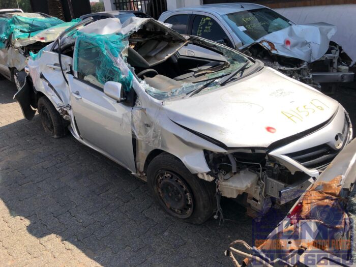 TOYOTA , COROLLA QUEST 1 . 6 A / T , SILVER , 2016 ( 30429 ) - Image 2