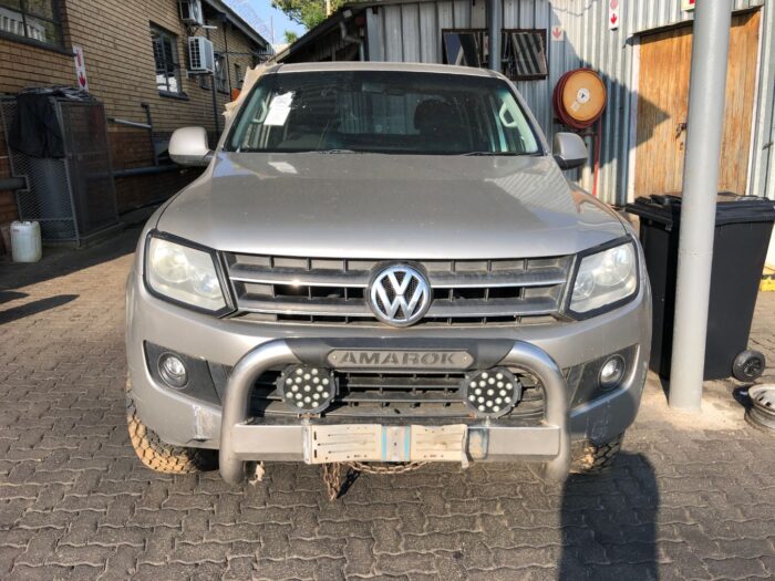 VOLKSWAGEN , AMAROK 2 . 0 TDI TRENDLINE 90 KW D / C P / U , BROWN , 2012 ( 29439 )