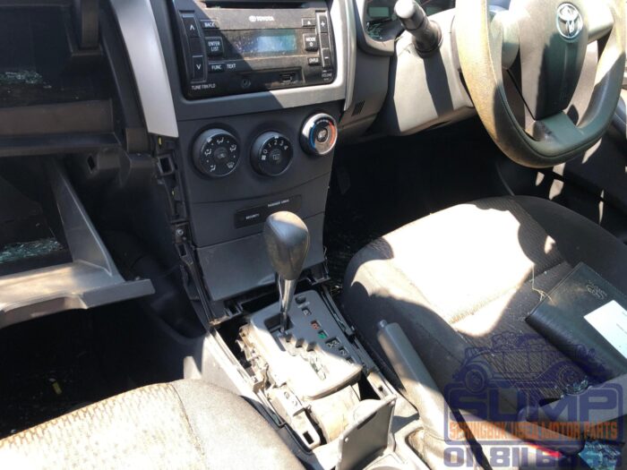 TOYOTA , COROLLA QUEST 1 . 6 A / T , SILVER , 2016 ( 30429 ) - Image 11