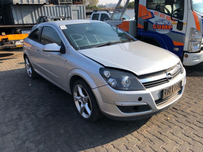 OPEL , ASTRA 1 . 8 GTC SPORT 3 Dr , SILVER , 2007 ( 29437 ) - Image 2