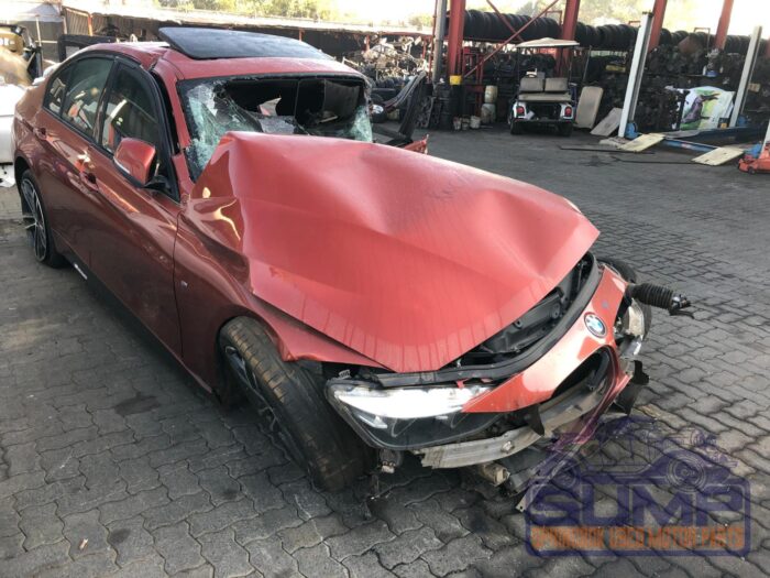 BMW , 320 i M SPORT A / T F 30 , MAROON , 2017 ( 29925 ) - Image 2