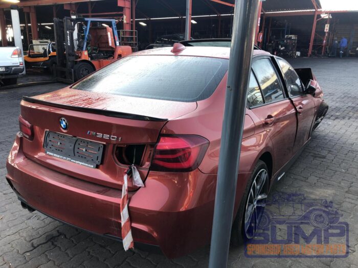 BMW , 320 i M SPORT A / T F 30 , MAROON , 2017 ( 29925 ) - Image 4
