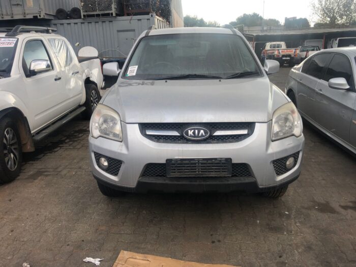 KIA , SPORTAGE 2 . 0 CR Di A / T 4 X 4 , SILVER , 2009 ( 29431 )