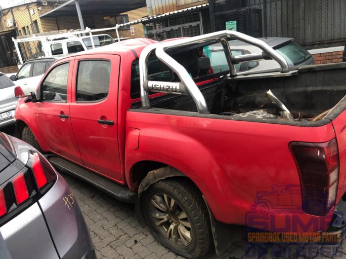 ISUZU , D - MAX 250 HO HI - RIDE D / C P / U , RED , 2018 ( 30455 ) - Image 7