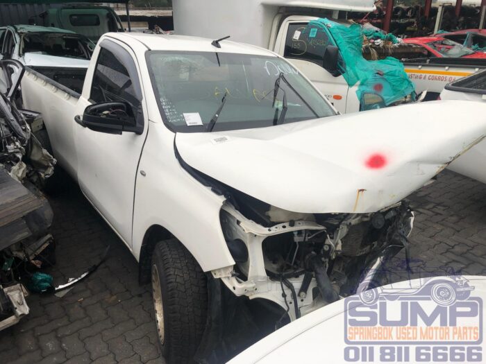 TOYOTA , HILUX 2 . 4 GD A / C PU S / C , WHITE , 2019 ( 30454 ) - Image 2