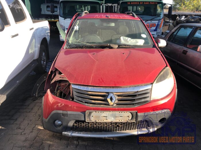 RENAULT , SANDERO 1 . 6 STEPWAY , RED , 2012 ( 29923 )