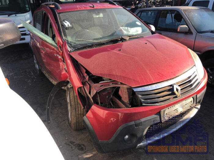 RENAULT , SANDERO 1 . 6 STEPWAY , RED , 2012 ( 29923 ) - Image 2
