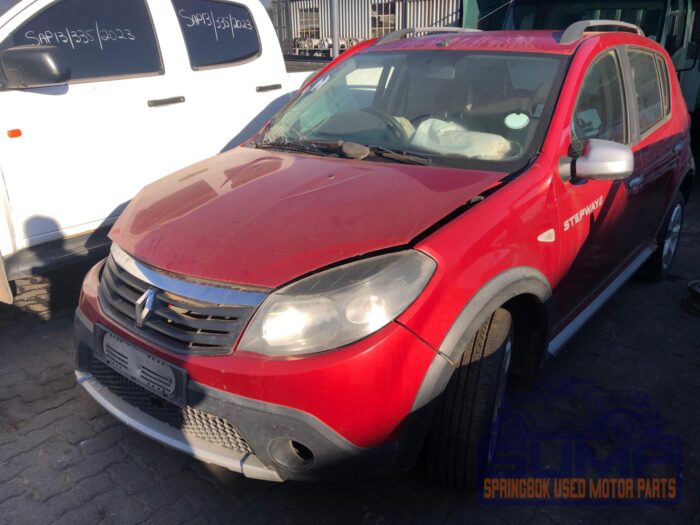 RENAULT , SANDERO 1 . 6 STEPWAY , RED , 2012 ( 29923 ) - Image 8