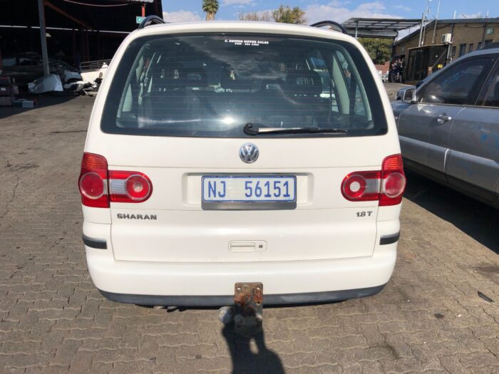VOLKSWAGEN , SHARAN 1 . 8 T , WHITE , 2007 ( 29438 ) - Image 5