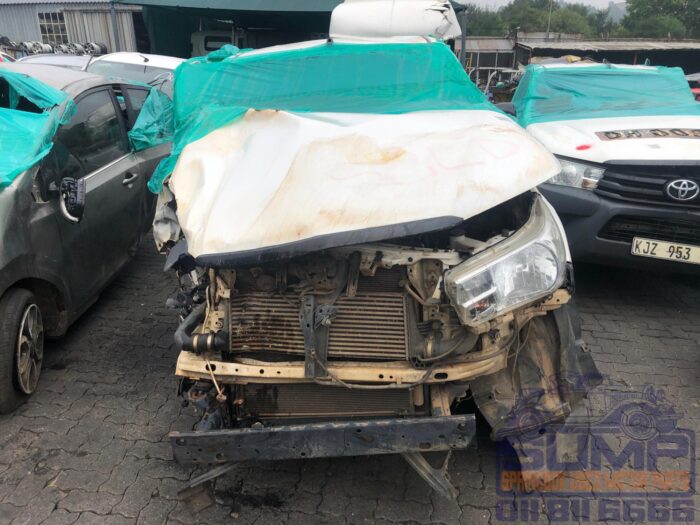 TOYOTA , HILUX 2 . 4 GD - 6 RB SRX P / U S / C , WHITE , 2019 ( 30446 )
