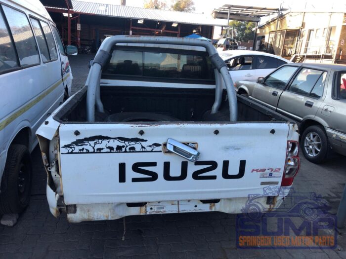 ISUZU , KB 72 250 D - TEQ D / C , WHITE , 2012 ( 29920 ) - Image 5