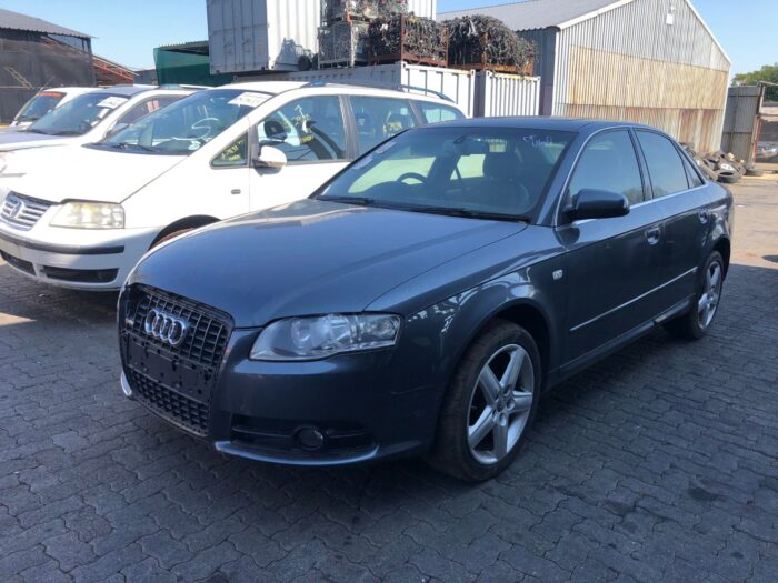 AUDI , A 4 2 . 0 F Si MULTITRONIC ( B 7 ) , GREY , 2008 ( 29430 ) - Image 8