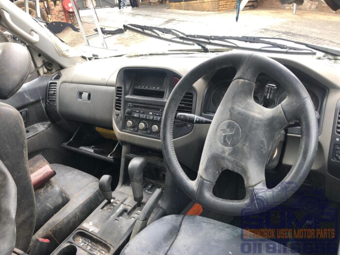 MITSUBISHI , PAJERO 3200 DI - D SWB A / T 4 X 4 , WHITE ( 30447 ) - Image 9