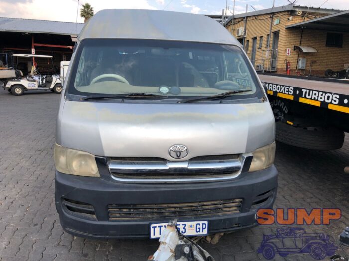 TOYOTA , QUANTUM 2 . 5 D - 4 D LWB , SILVER , 2006 ( 29447 )