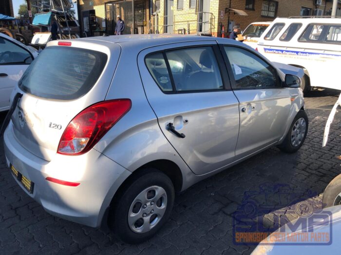 HYUNDAI , I 20 1 . 2 MOTION , SILVER , 2013 ( 29934 ) - Image 3