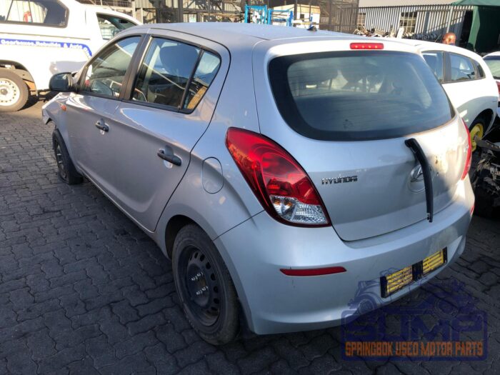 HYUNDAI , I 20 1 . 2 MOTION , SILVER , 2013 ( 29934 ) - Image 6