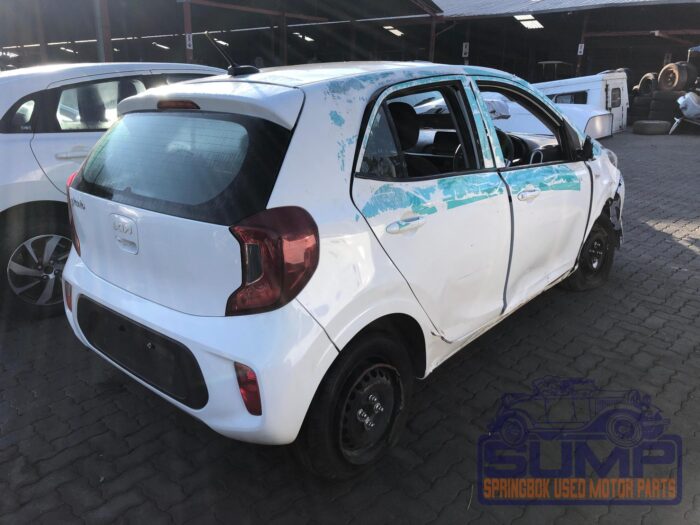 KIA , PICANTO STRET 1 . 0 i 5 DR , WHITE , 2022 ( 29940 ) - Image 4