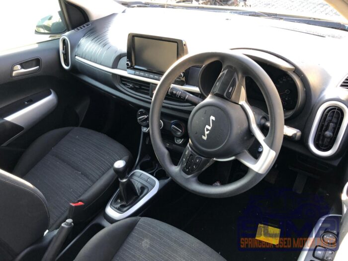 KIA , PICANTO STRET 1 . 0 i 5 DR , WHITE , 2022 ( 29940 ) - Image 10