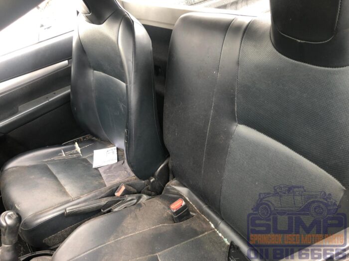 TOYOTA , HILUX 2 . 4 GD - 6 P / U S / C , WHITE , 2018 ( 30456 ) - Image 10