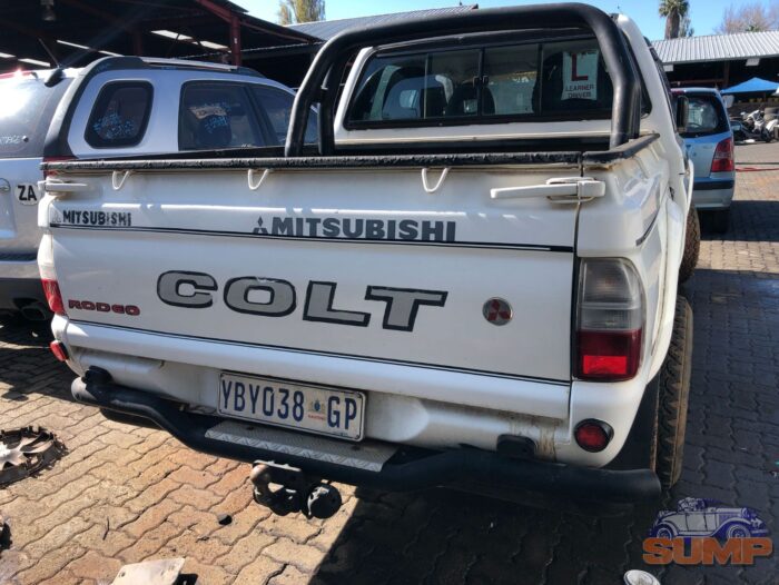 MITSUBISHI , COLT 2800 TDI Rodeo 4 x 2 D / C , WHITE , 2003 ( 29448 ) - Image 5