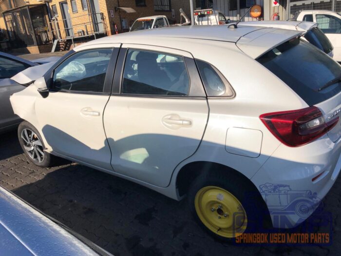 TOYOTA , STARLET 1 . 5 XS A / T , WHITE , 2022 ( 29941 ) - Image 7