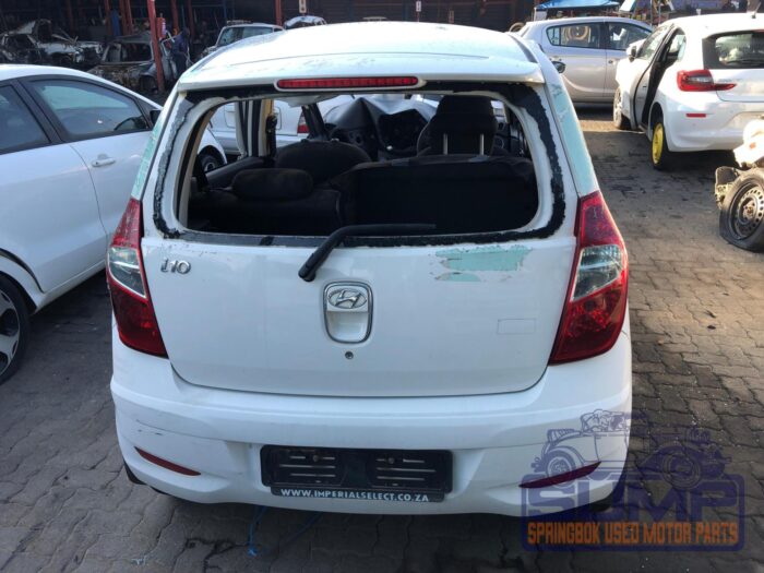 HYUNDAI , I 10 1 . 1 GLS / MOTION , WHITE , 2015 ( 29939 ) - Image 5