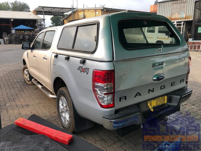 FORD , RANGER 3 . 2 TD Ci XLT 4 X 4 A / T P / U D / C , Silver , 2014 ( 30463 ) - Image 6
