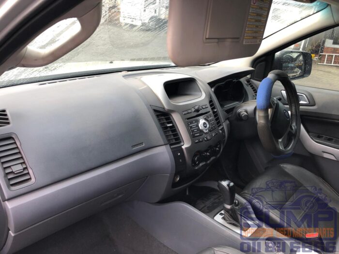 FORD , RANGER 3 . 2 TD Ci XLT 4 X 4 A / T P / U D / C , Silver , 2014 ( 30463 ) - Image 9