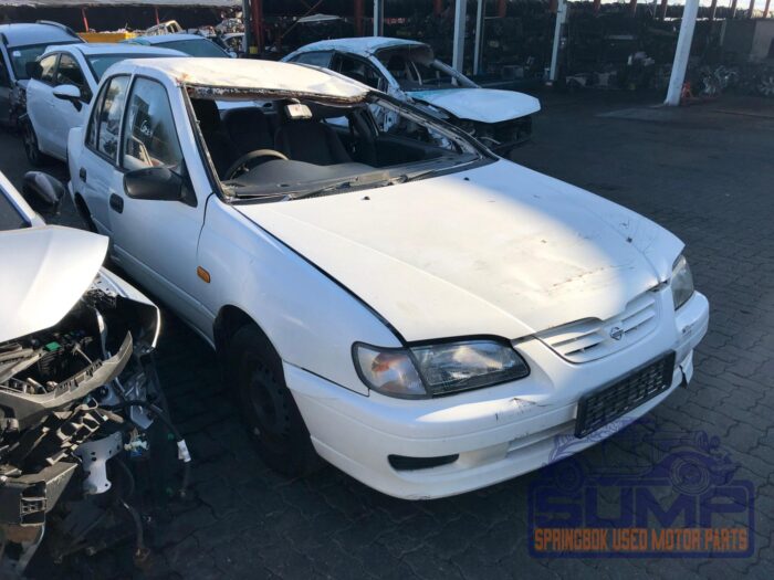 NISSAN , SENTRA 160 Si A / C , WHITE , 2001 ( 29933 ) - Image 2