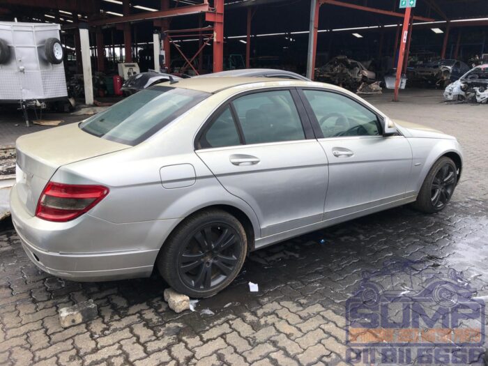 MERCEDES - BENZ , C 200 K CLASSIC W 204 , SILVER , 2008 ( 30464 ) - Image 3