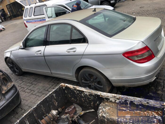 MERCEDES - BENZ , C 200 K CLASSIC W 204 , SILVER , 2008 ( 30464 ) - Image 7