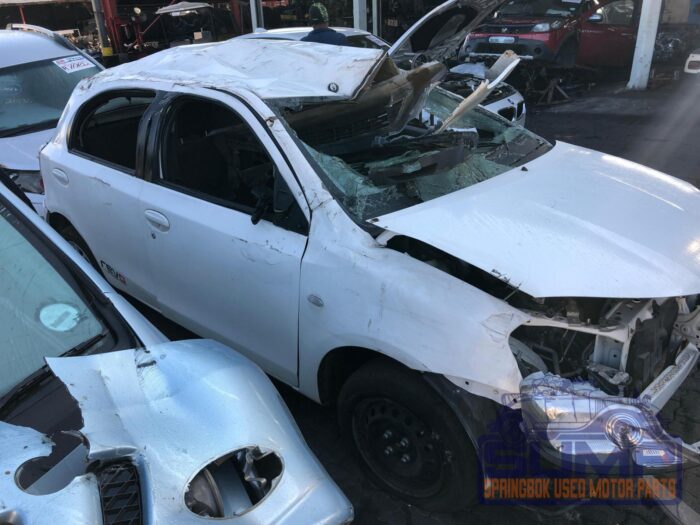 TOYOTA , ETIOS 1 . 5 Xs 5 Dr , WHITE , 2019 ( 30008 ) - Image 3