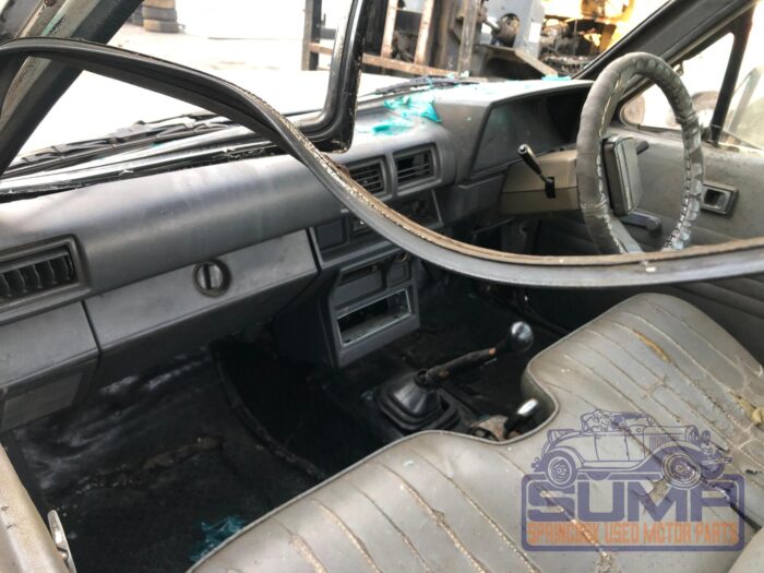 TOYOTA , HILUX 2200 LWB 5 SPD P / U S / C , WHITE , 1997 ( 29953 ) - Image 10