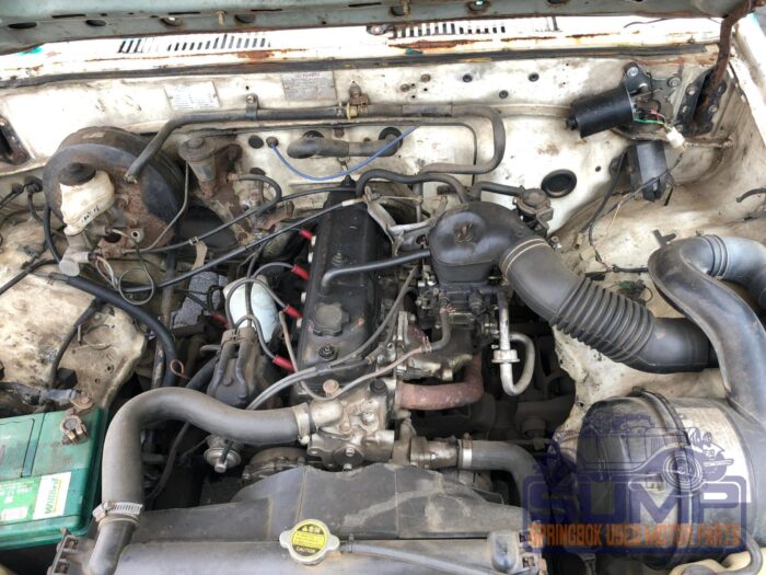 TOYOTA , HILUX 2200 LWB 5 SPD P / U S / C , WHITE , 1997 ( 29953 ) - Image 9