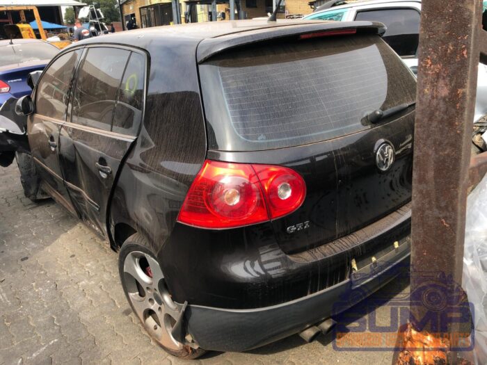 VOLKSWAGEN , GOLF V GTI 2 . 0 T FSI , BLACK , 2006 ( 29991 ) - Image 6