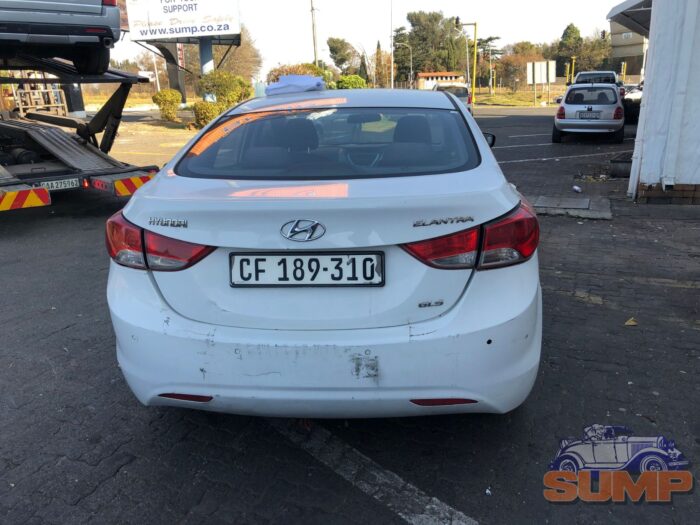 HYUNDAI , ELANTRA 1 . 8 GLS / EXECUTIVE A / T , WHITE , 2011 ( 29453 ) - Image 5
