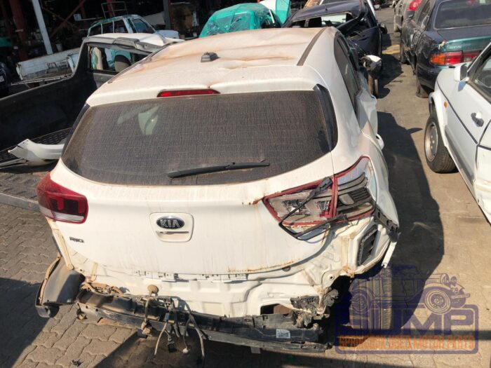 KIA , RIO 5 DR , WHITE , 2018 ( 29974 ) - Image 5