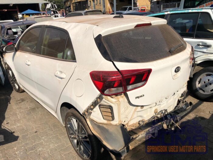 KIA , RIO 5 DR , WHITE , 2018 ( 29974 ) - Image 6